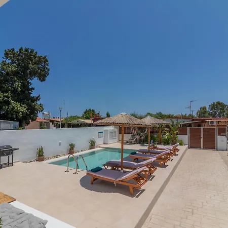 Villa Riverside Afando